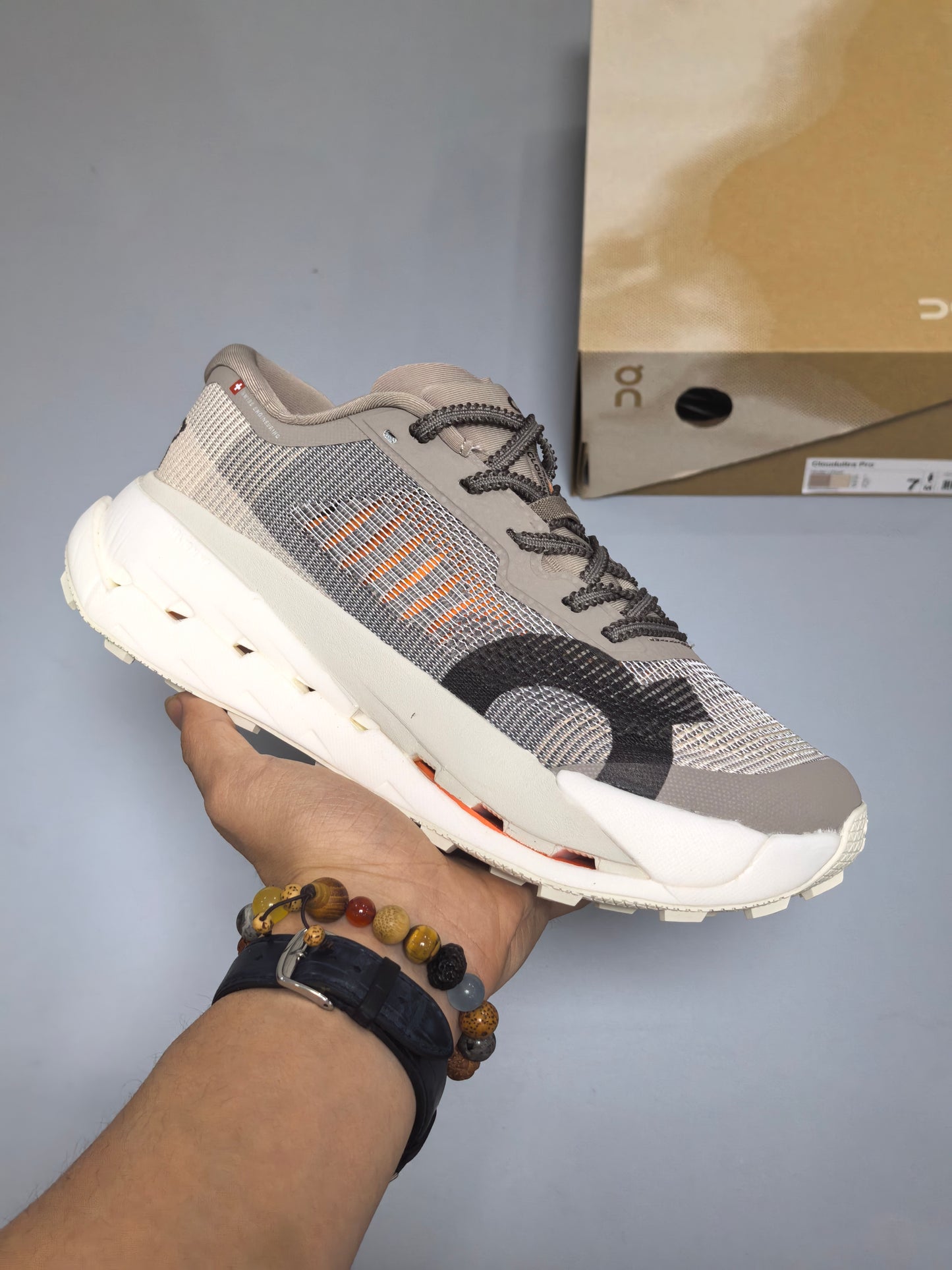 Tenis ON Cloudultra Pro